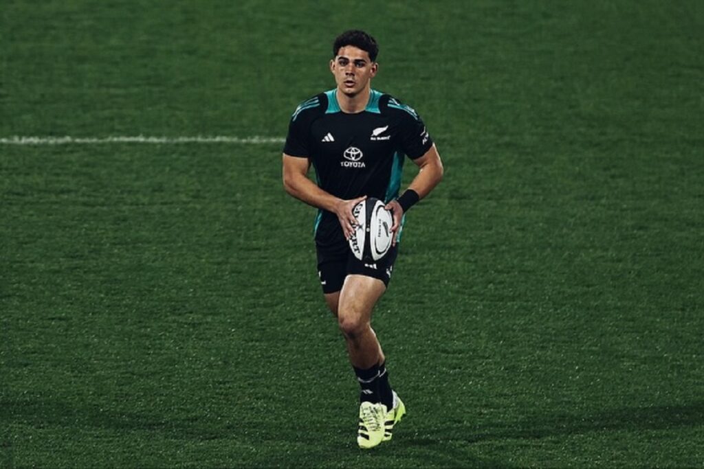 Noah Hotham in action