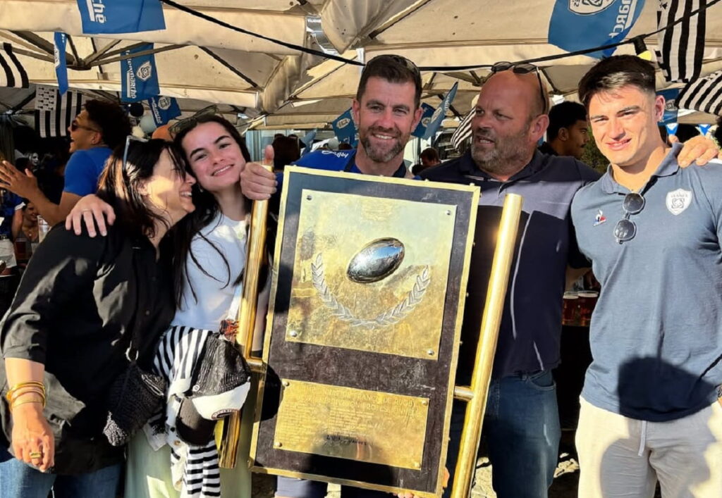 Nolann Le Garrec and his family