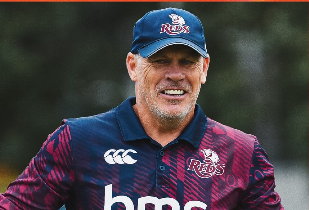 Edinburgh Australian coach