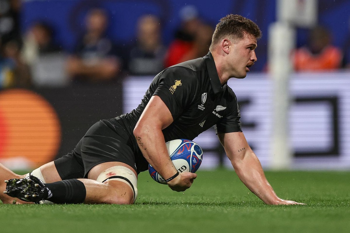 All Blacks Dalton Papali'i surgery